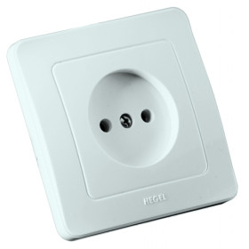 Hegel Мастер внутр Белая РС16-302 Розетка, со шторками