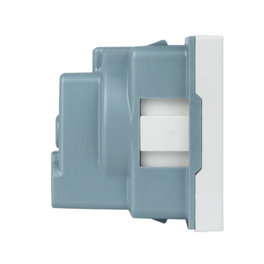 Розетка 45x45 с заземлением, с защ. шторками, 90 градусов, белая EKF