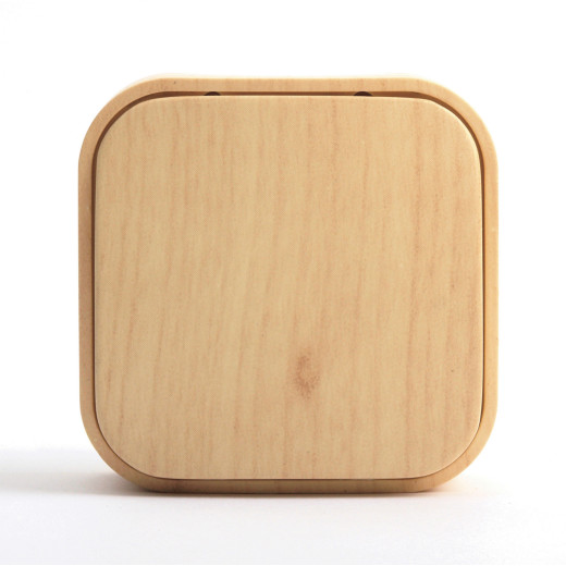 Переключатель одноклавишный - Legrand Quteo - IP20 10А 250В винтовые зажимы накладной монтаж - дерево