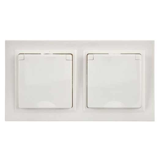 BRITE Роз. с кр. 16А IP44 РСбш10-3-44-БрБ бел. в сб 2шт