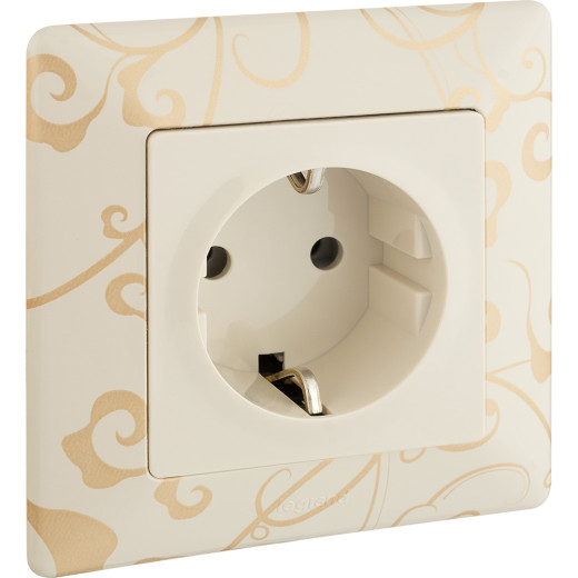 Valena LIFE.Силовая розетка 2К+З 16А 250В с лицевой панелью.Безвинтовые зажимы.Слоновая кость
