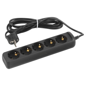 ЭРА Удлинитель электрический UX-5e-3m-B с заземлением 5 розеток 3 м ПВС 3х0,75мм2 10А черный
