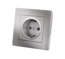 TDM Розетка 2П+З 16А 250В серебр. металлик 
