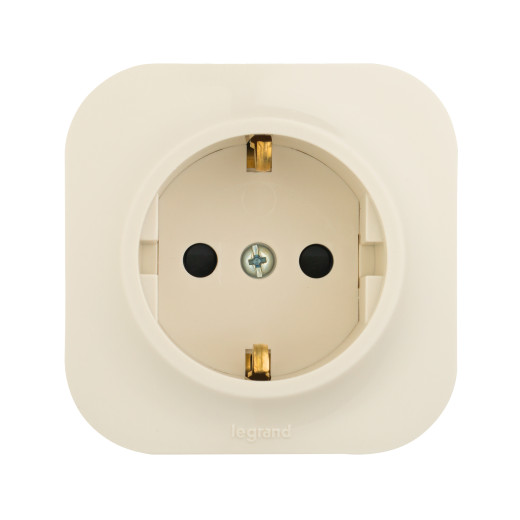 Розетка с заземлением - Legrand Quteo - со шторками IP20 16А 250В винтовые зажимы накладной монтаж - слоновая кость