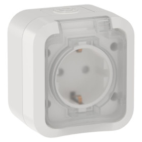 TORS Розетка 1-я с з/к кр. 16А IP55 TS320 белый IEK