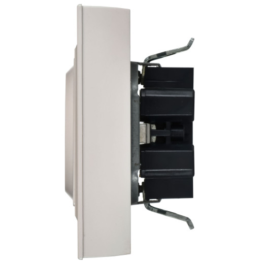 BRITE Роз. 2-я с з/к/ш пл 16А в сб. РСшПл12-3-БрЖ жемч. IEK