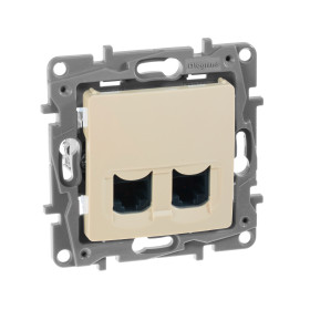 Legrand Etika Слоновая кость Розетка компьютерная 2-ая RJ45, категория 6 UTP.