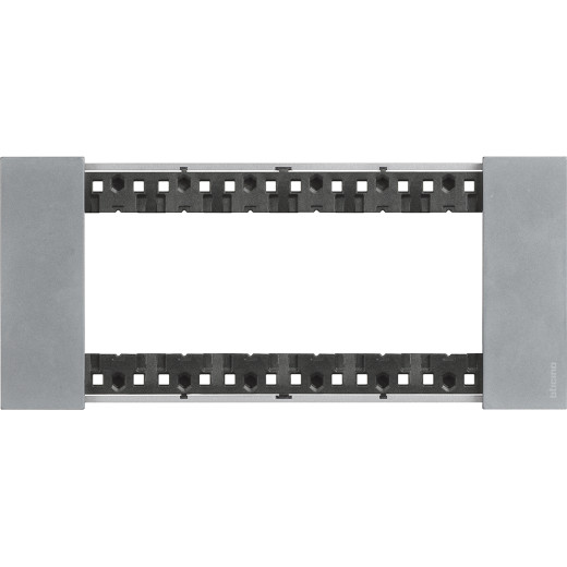 LIVING NOW. Декоративная рамка 6 модулей.Цвет 