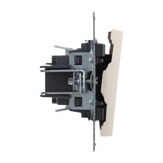 SUNO. Выключатель без фиксации (кнопка) 6А 250В. Безвинтовые зажимы. Цвет 