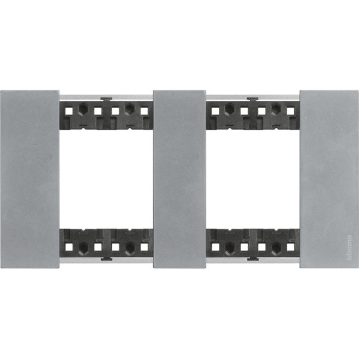 LIVING NOW. Декоративная рамка 2 поста (2+2 модуля).Цвет 