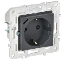 IEK SKANDY Титан Розетка с/з с защитными шторками 16А с USB C 18Вт SK-R17T