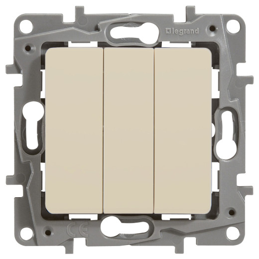 Выключатель трёхклавишный - Legrand Etika - 10А 250В винтовые зажимы - слоновая кость