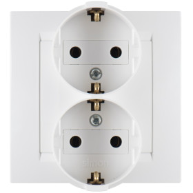 Simon 15 Белая Розетка 2-ая с/з литая (в сборе с рамкой)