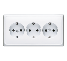 JUNG Розетка тройная с заземлением для кабельканалов белая