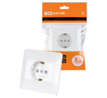 TDM Розетка 2П+З с защ. шт. 16А 250В белая 