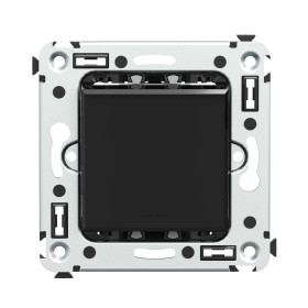 DKC Avanti Выключатель одноклавишный в стену, 