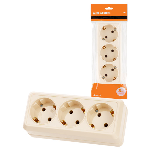 Розетка 3-х местная горизонтальная 2П+3 открытой установки IP20 16A сл. кость 