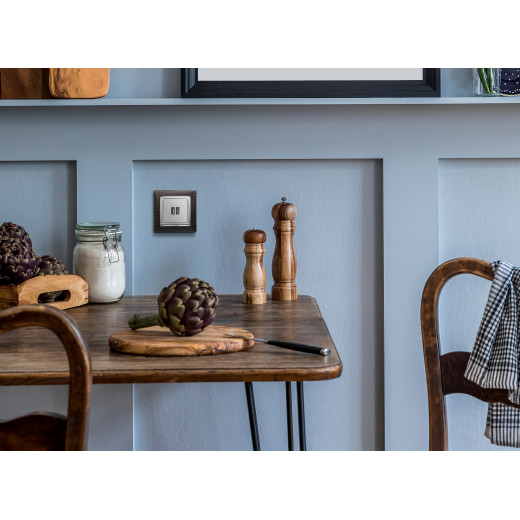 Зарядное устройство USB тип А / тип А - Legrand Valena - 3000мА 15Вт - алюминий