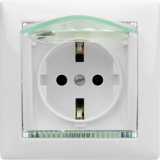 Розетка с заземлением IP44 - Legrand Valena - со шторками с защитной крышкой 16А 250В винтовые зажимы - белый