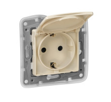 Legrand Etika Сл.кость Розетка с/з IP 44 с крышкой и шторками, автоматические клеммы,16А.