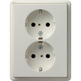 Gira Двойная розетка с з/к в комплекте с рамкой