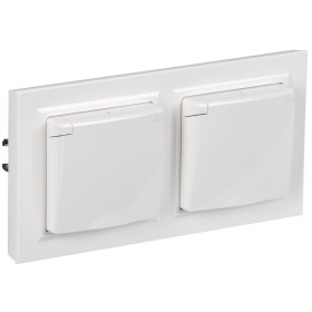 IEK BRITE Белый Розетка с кр. 16А IP44 РСбш10-3-44-БрБ в сборе 2шт