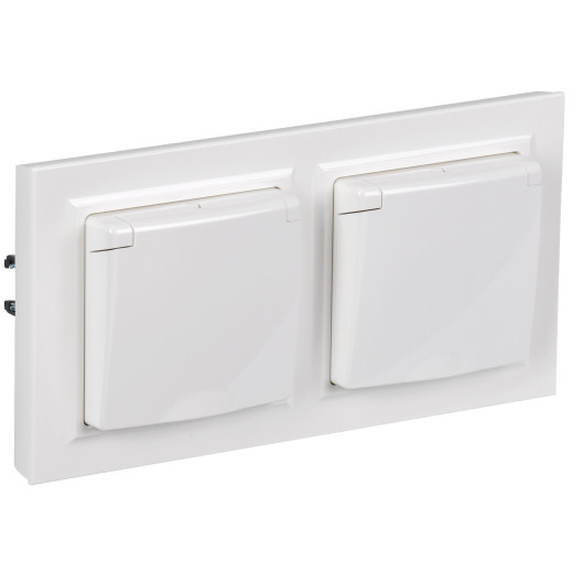 BRITE Роз. с кр. 16А IP44 РСбш10-3-44-БрБ бел. в сб 2шт