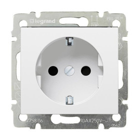 Legrand DIY Valena Бел Розетка 1-ая с/з.