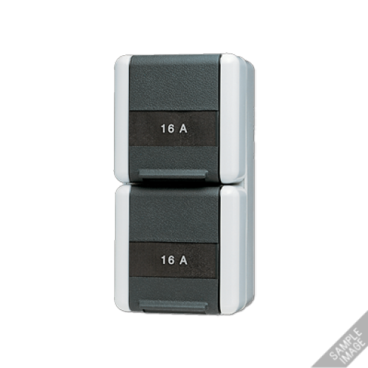 Двойная горизонтальная SCHUKO-розетка 16A 250V~ с полем для надписи IP44