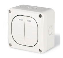 DKC Выключатель однополюсный, двухклавишный, настенный