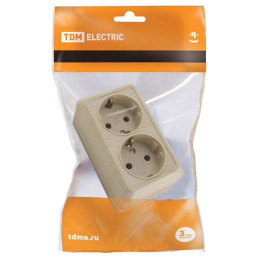 Розетка двойная 2П+З открытой установки IP20 16А, сосна 