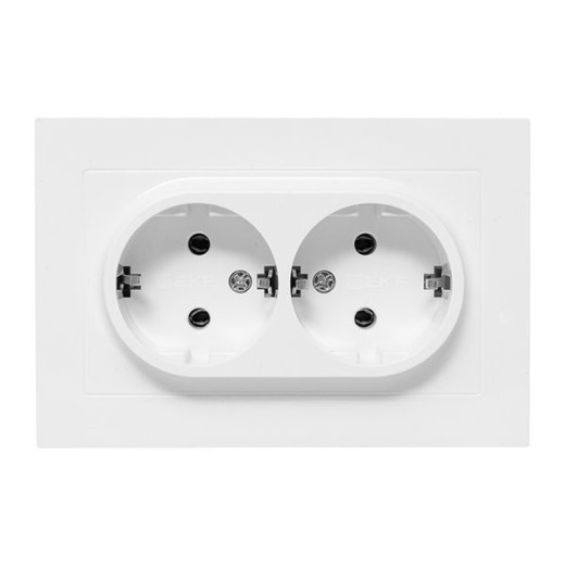 Механизм розетки двойной, 16А, с заземлением, без шторок, с рамкой, белый Эпика EKF