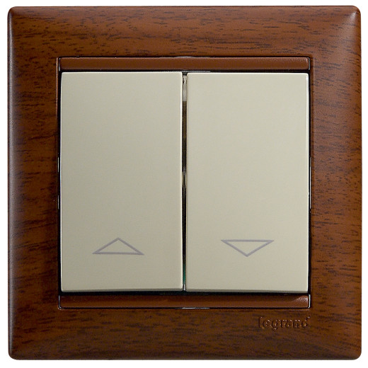 Рамка 1 пост - Legrand Valena - тонированное дерево