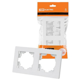 TDM Рамка 2-х постовая белая 