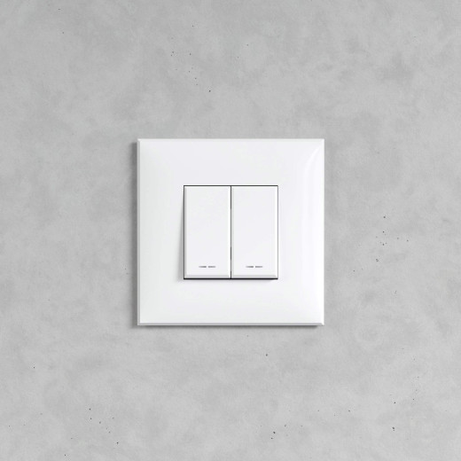 Кнопка двухклавишная в стену, Avanti, белое облако