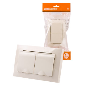 TDM Розетка двойная 2П+З с защ. шт. и крышкой 16А 250В IP44 сл. кость 