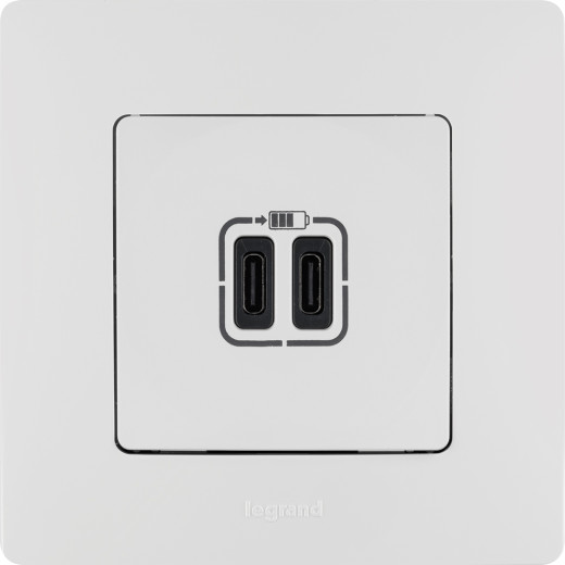 Зарядное устройство USB тип С / тип С - Legrand Etika - 3000мА 15Вт - белый