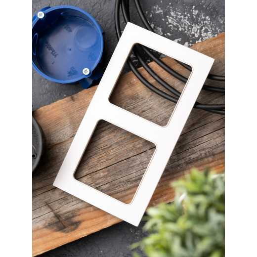 Стокгольм Рамка 2-местная белая EKF PROxima