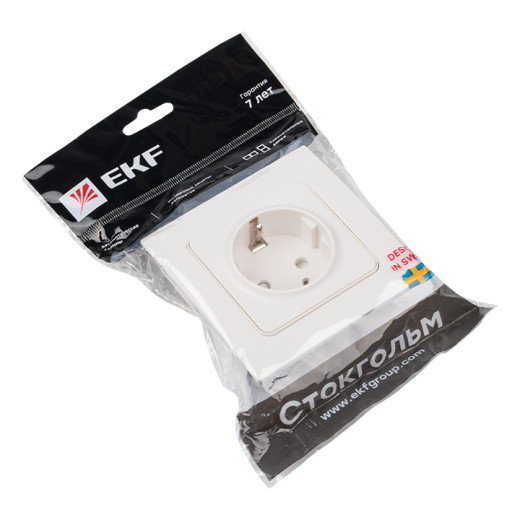 Стокгольм Розетка 1-местная с/з 16А автоматические клеммы белая с защ. штор. EKF PROxima