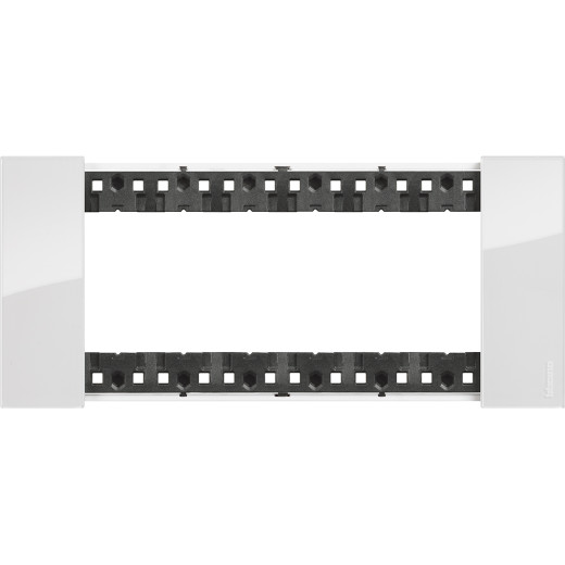 LIVING NOW. Декоративная рамка 6 модулей.Цвет 