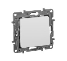 Legrand Etika Белый Кнопка автоматическая 6А.