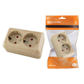 TDM Розетка двойная 2П+З открытой установки с з/ш IP20 16А, сосна 