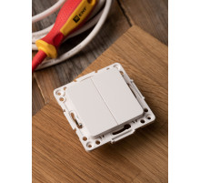 EKF PROxima Стокгольм Белый Выключатель 2-кл, 10А, винт.клеммы.