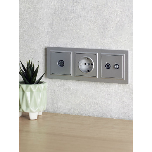 BRITE Рамка 3-мест. РУ-3-БрА алюм. IEK