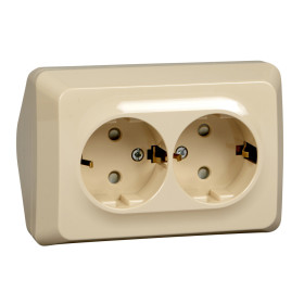 Systeme Electric Этюд наруж Крем Розетка 2-ая угловая с/з со шторками 16А 250B