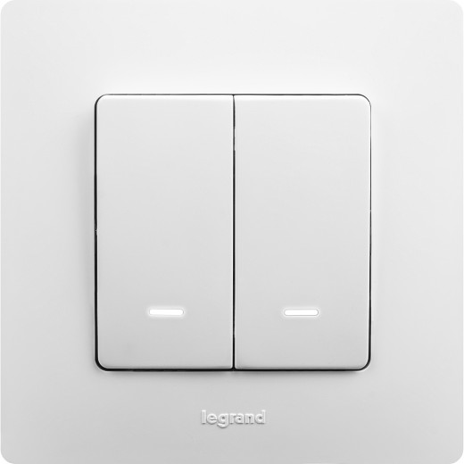 Выключатель двухклавишный с подсветкой/индикацией - Legrand Etika - 10А 250В безвинтовые зажимы - белый