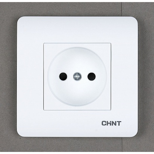 Розетка без заземляющего контакта 16А 250В