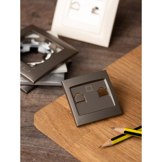 Валенсия лицевая панель розетки RJ-45 1-местная кашемир EKF PROxima