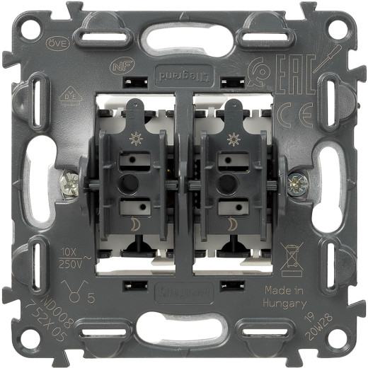 Valena IN'MATIC.Выключатель двухклавишный 10А 250В.Безвинтовые зажимы