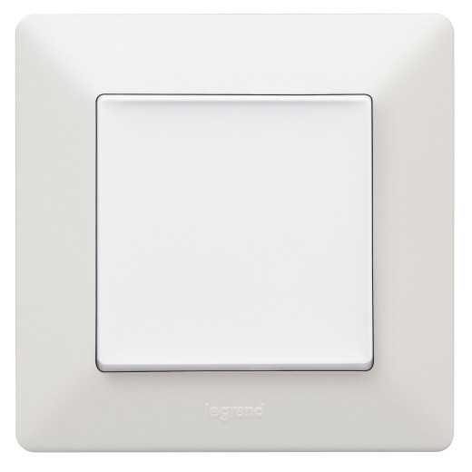 Valena LIFE.Лицевая панель для выключателей одноклавишных.Белая